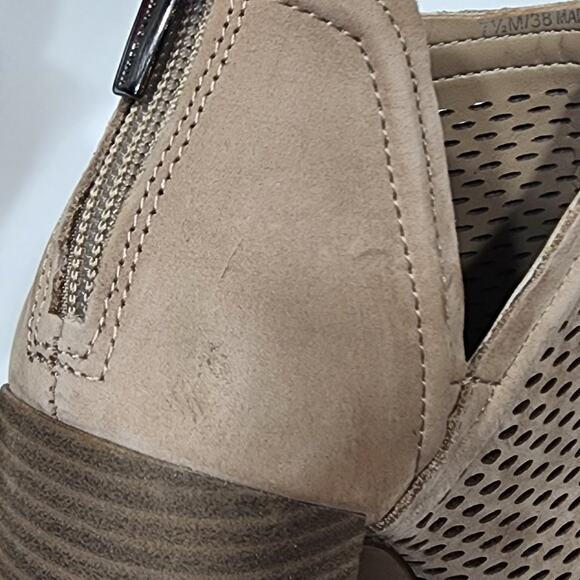 Vince Camuto Katnina Bootie Perforated Leather Open Toe Size 7.5 M Taupe - Picture 2 of 14